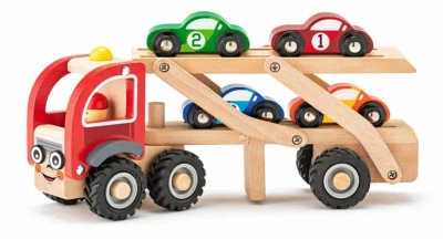 Woody DŘEVO Set tahač veselý + 4 závodní auta (dřevěná hračka) Woody DŘEVO Set tahač veselý + 4 závodní auta (dřevěná hračka)