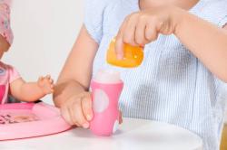 Zapf Creation ZAPF BABY BORN Interaktivní lahvička a lžička pro miminko na baterie Zvuk