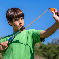 ZING Sky Ripperz prak hvízdací herní set se 2 šípy v krabici plast