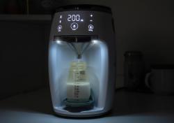 Zopa Přístroj na přípravu kojeneckého mléka Babyccino White