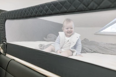 Zopa Zábrana na postel Monna Silver grey