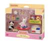 Sylvanian Families Dětský pokoj Panda Roy a králíček Sophie Sylvanian Families Dětský pokoj Panda Roy a králíček Sophie