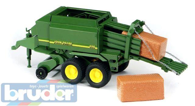 Bruder 02017 (2017) Balíkovač slámy JOHN DEERE
